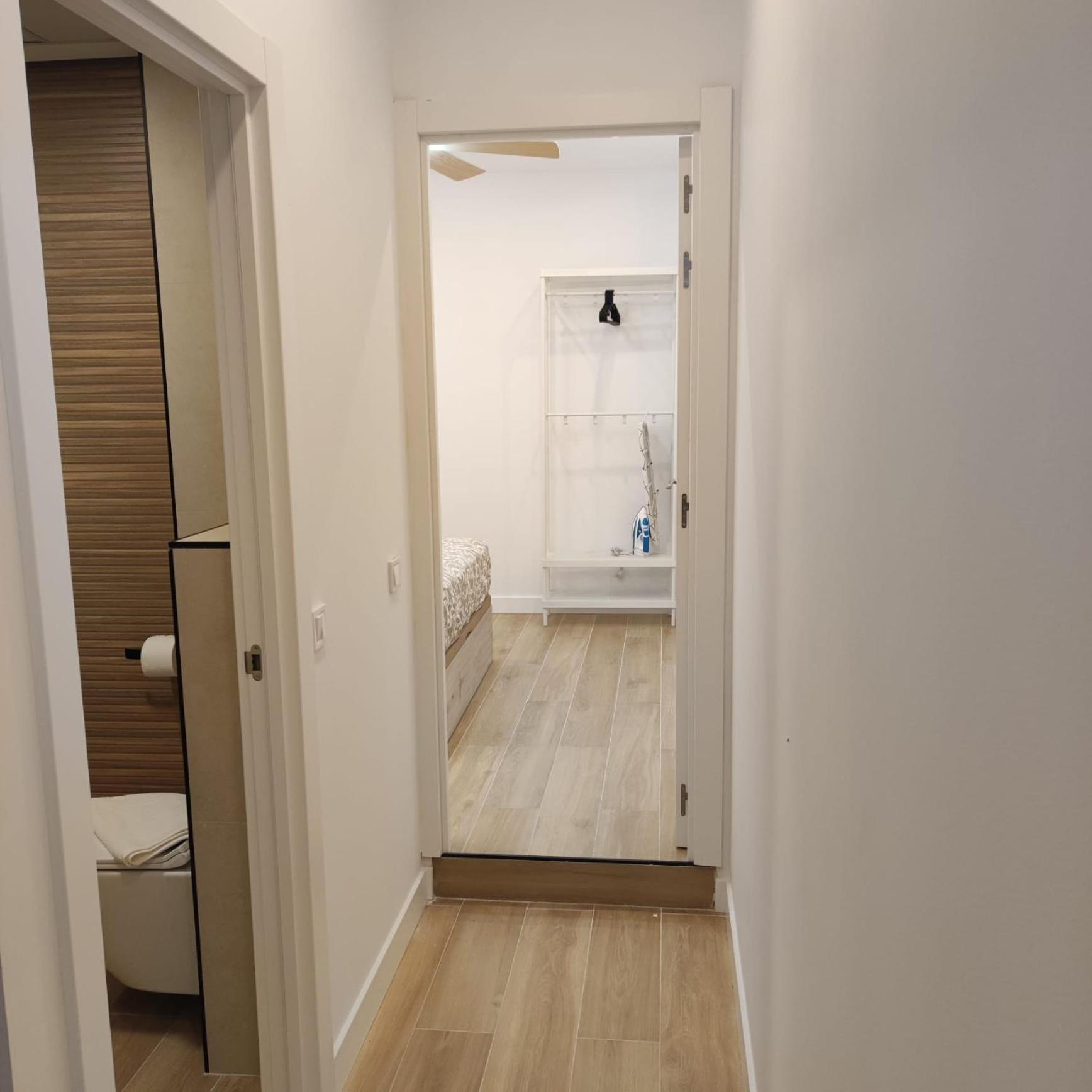 Av. Asturias Apartamento マドリード エクステリア 写真