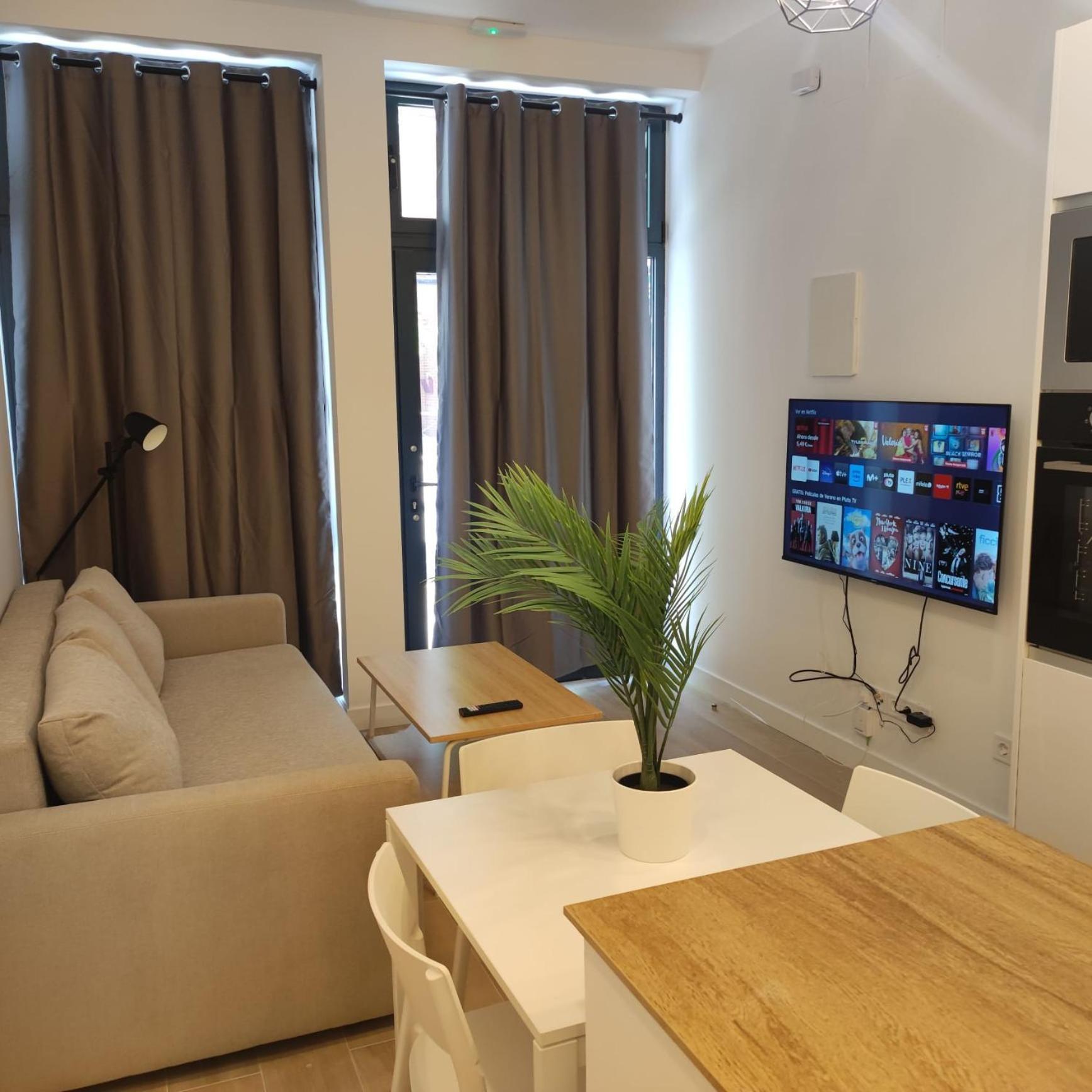 Av. Asturias Apartamento マドリード エクステリア 写真